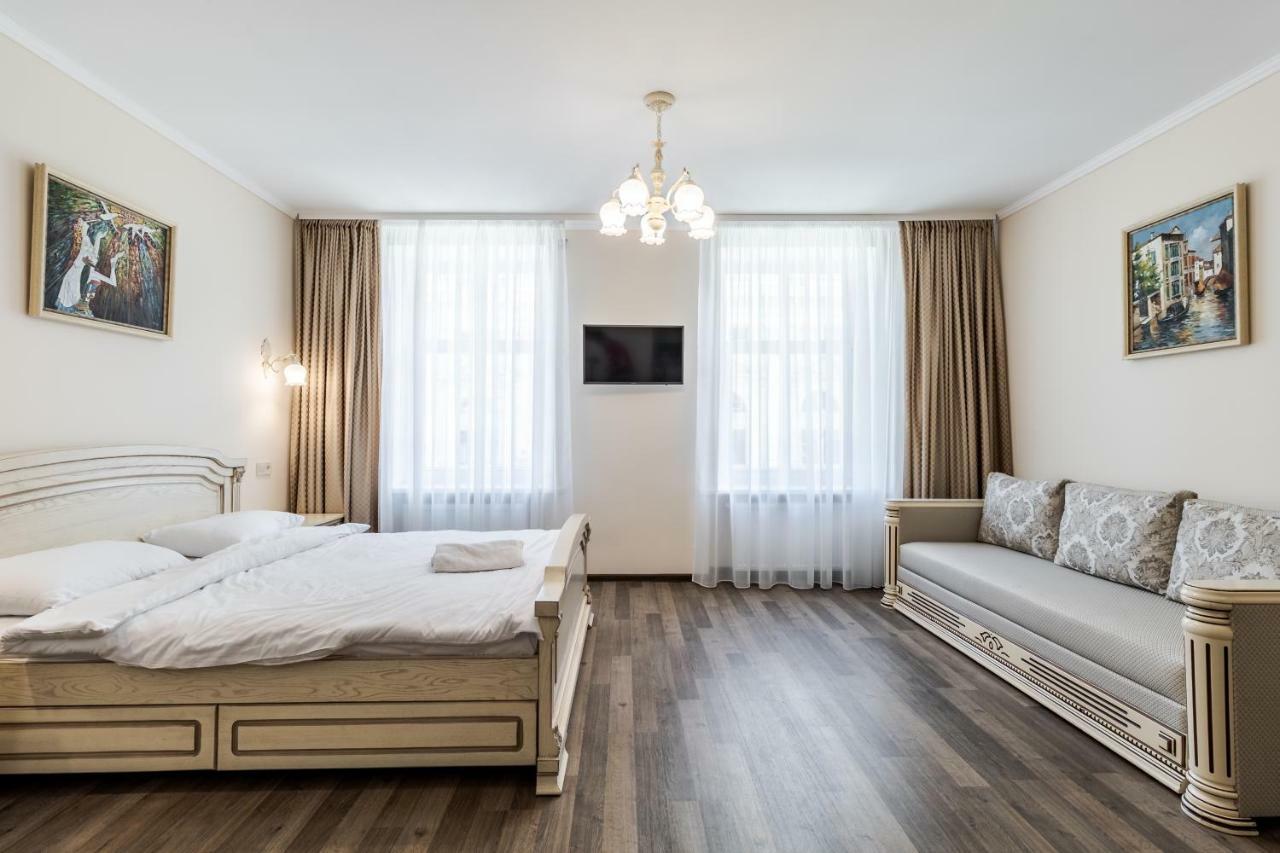 Opera House Apartment 3 Liov Exterior foto